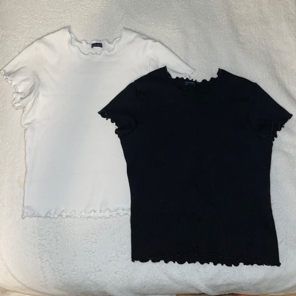 B&W basic tees - Picture 2 of 2